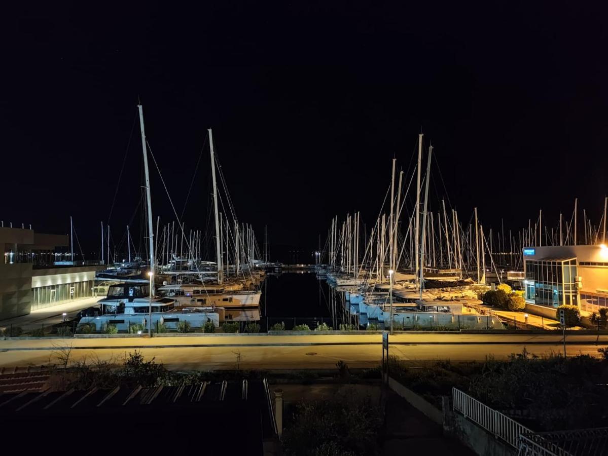 Apartment Gallery Kastela Bagian luar foto